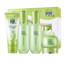 百雀羚/PECHOIN 柔肤水100ml+精华霜50g+洁面膏95g+水润深层保湿乳100g . 草本精粹惊喜套装礼盒 4件套